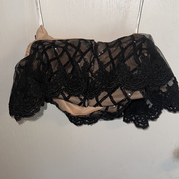 Enuious Size 0 Formal Off the Shoulder Black Dress - Picture 3 of 6